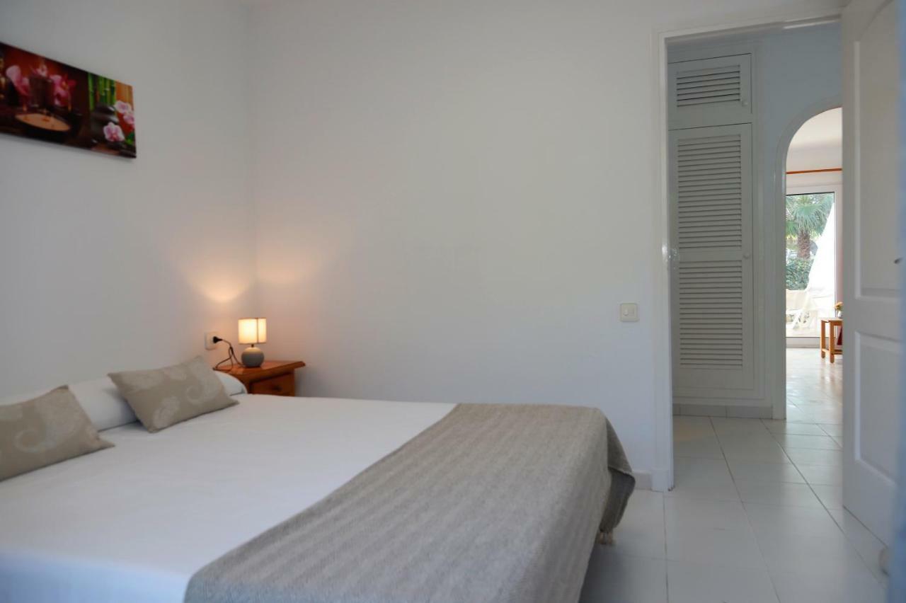 Amanecer En Port D'Addaia Apartment เอสเมร์คาดัล ภายนอก รูปภาพ